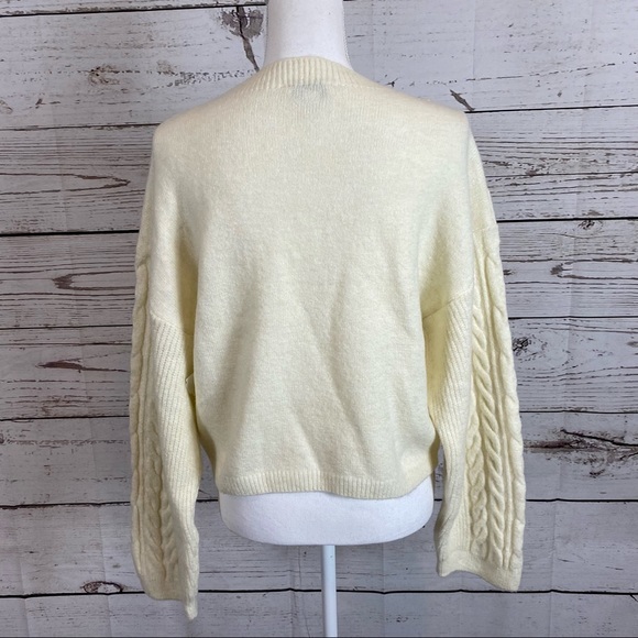 TOPSHOP Cable Stitch Crop Sweater In Ivory NWT - Picture 9 of 15